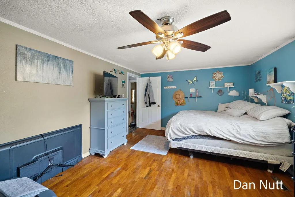 107 N Densmore Street Muskegon Charter Township MI 49442
