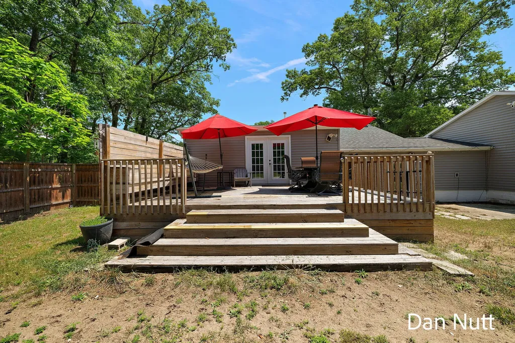 107 N Densmore Street Muskegon Charter Township MI 49442