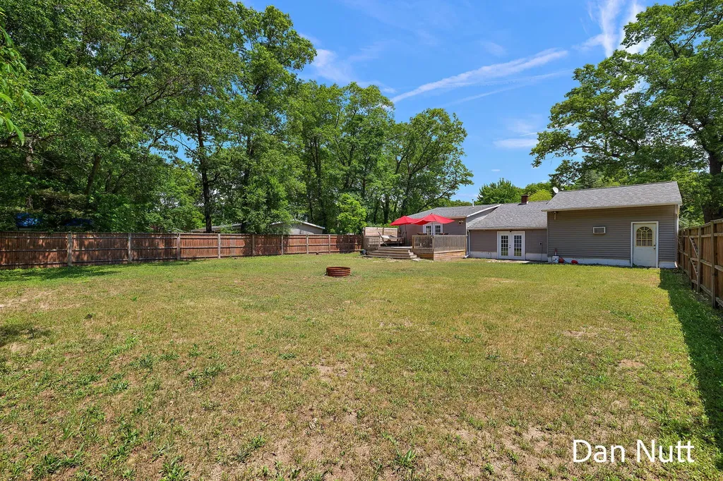107 N Densmore Street Muskegon Charter Township MI 49442