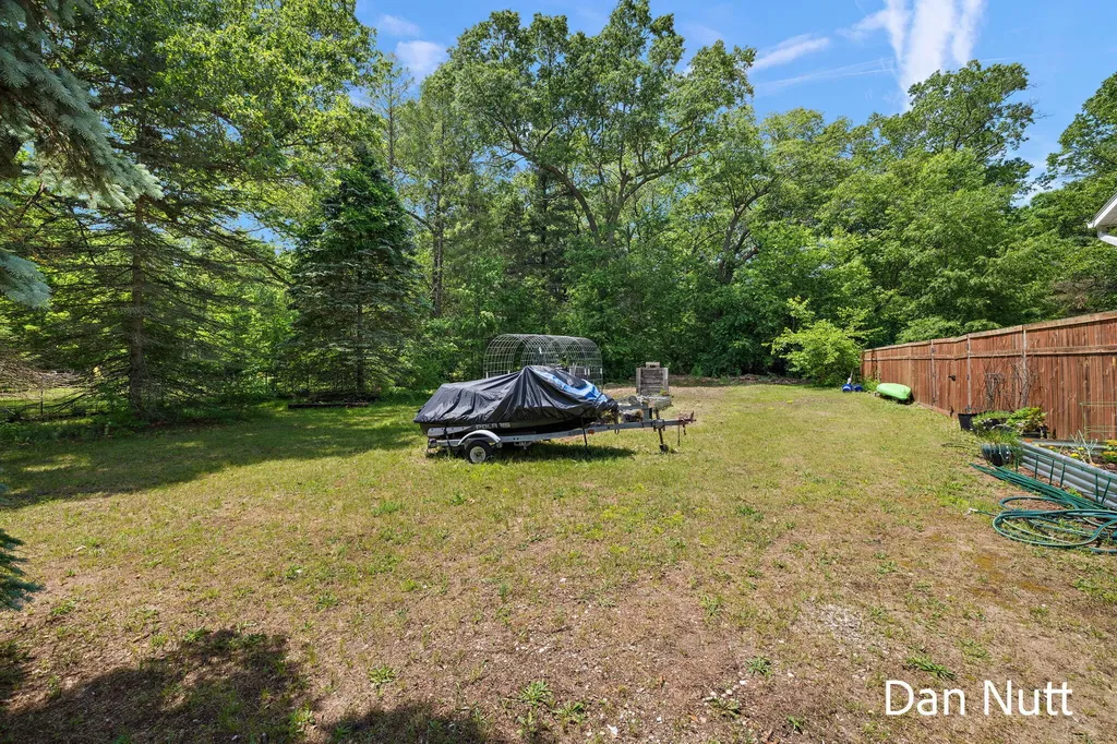 107 N Densmore Street Muskegon Charter Township MI 49442