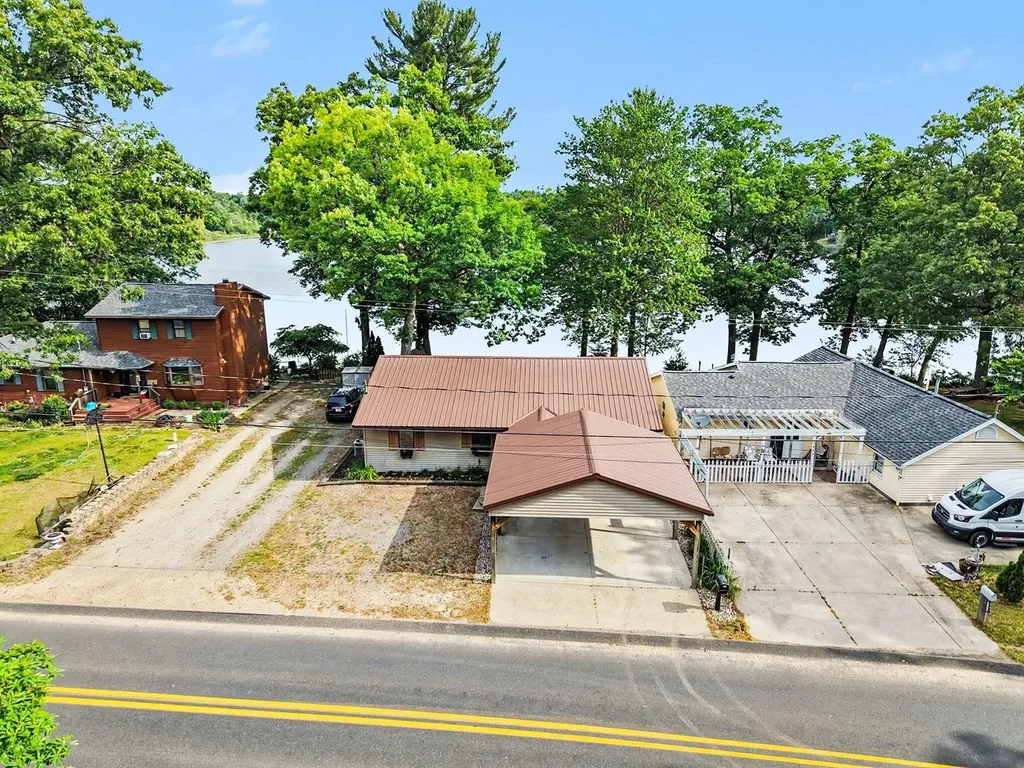 4002 Wilson Beach Road Cedar Creek Township MI 49457