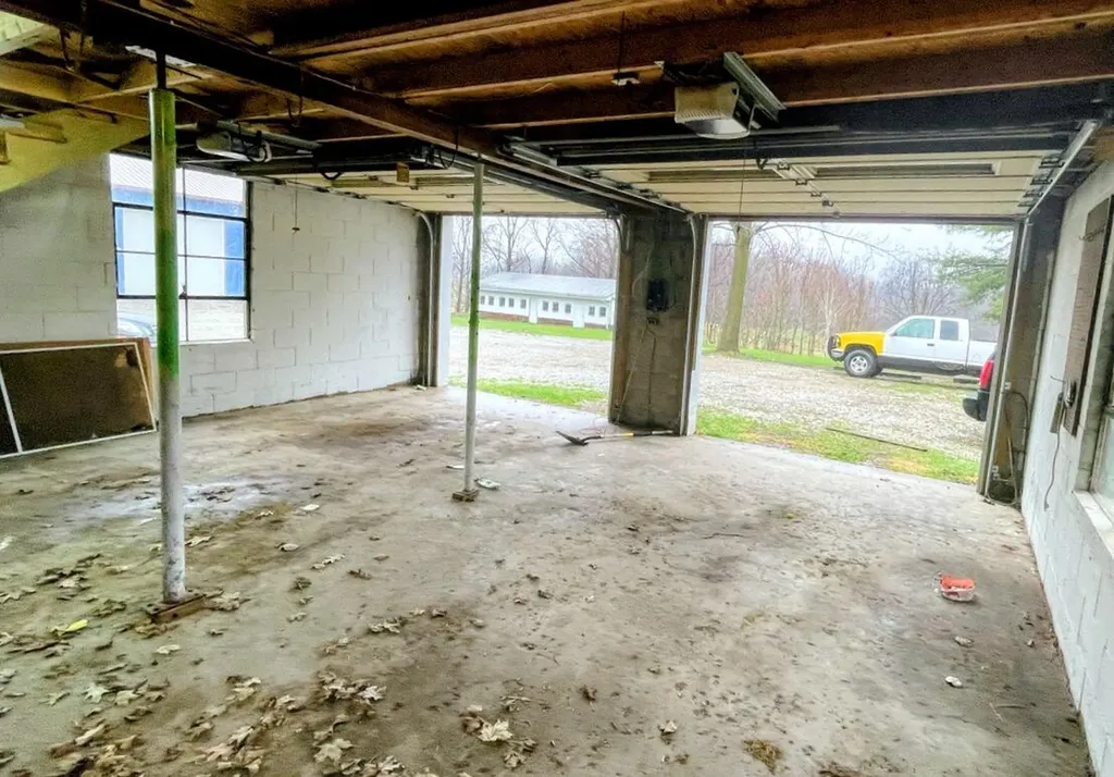 2311 E Glendora Road Buchanan Township MI 49107