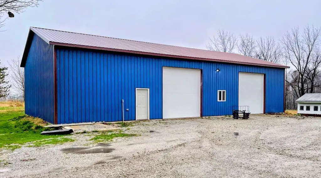 2311 E Glendora Road Buchanan Township MI 49107