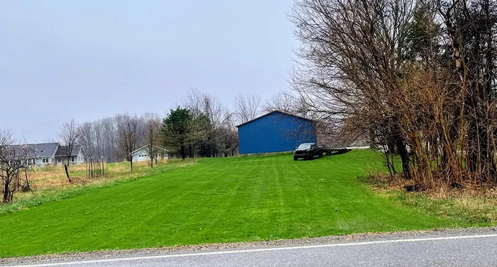 2311 E Glendora Road Buchanan Township MI 49107