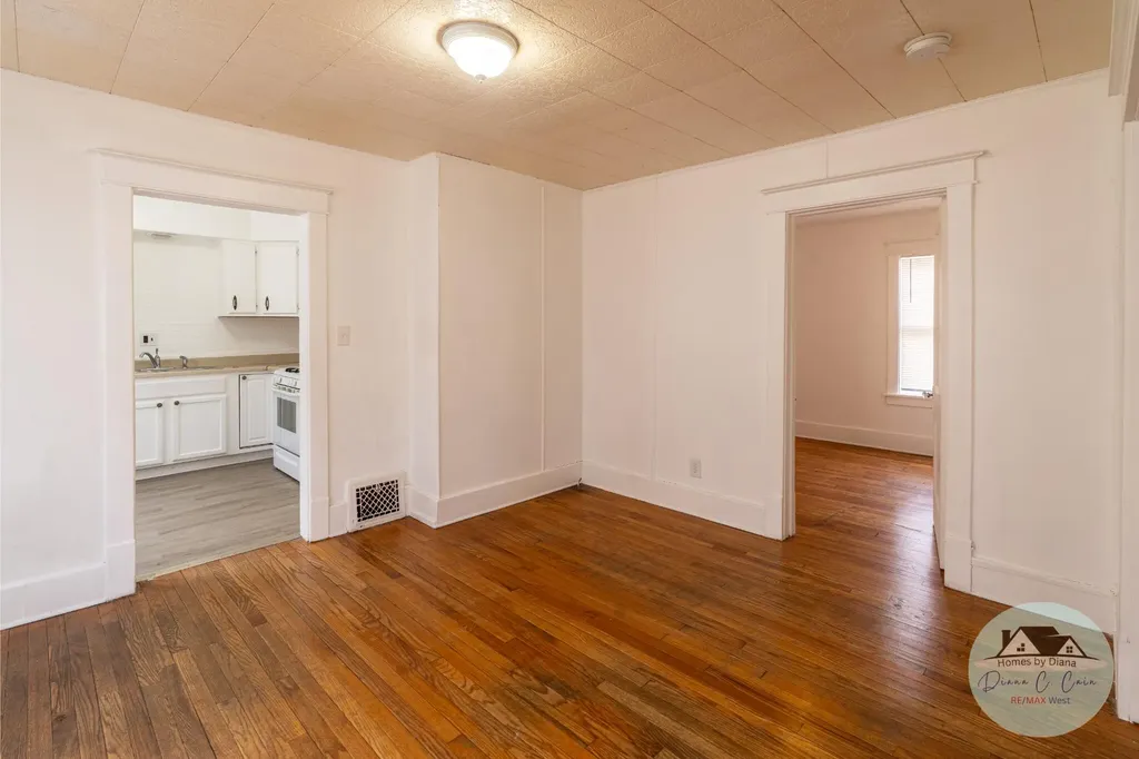 71 Crescent Avenue Muskegon Heights City MI 49444