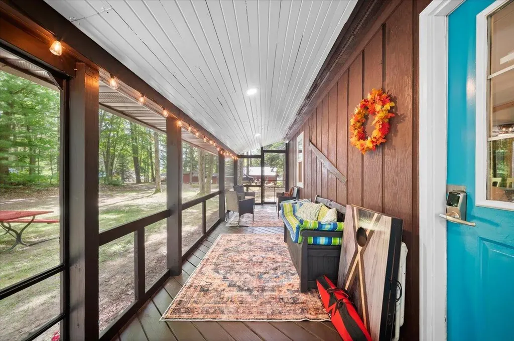 20308 Lakeview Drive Burdell Township MI 49688