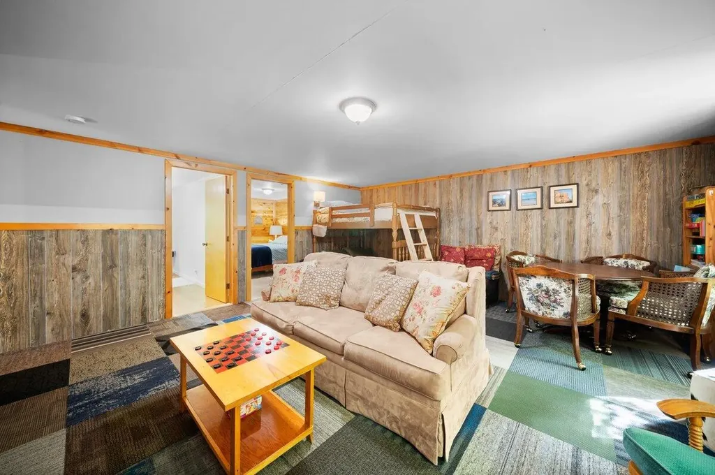 20308 Lakeview Drive Burdell Township MI 49688