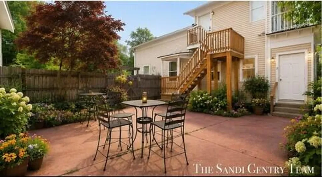 209 Clinton Avenue Grand Haven City MI 49417