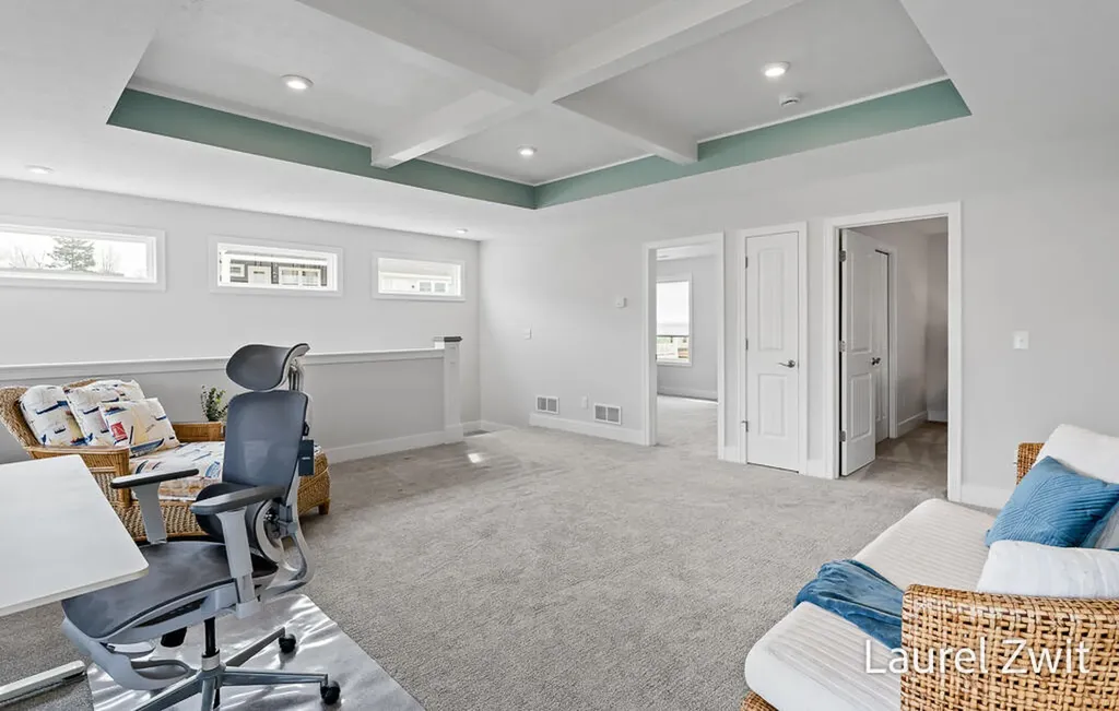 406 W Leland Drive Whitehall City MI 49461