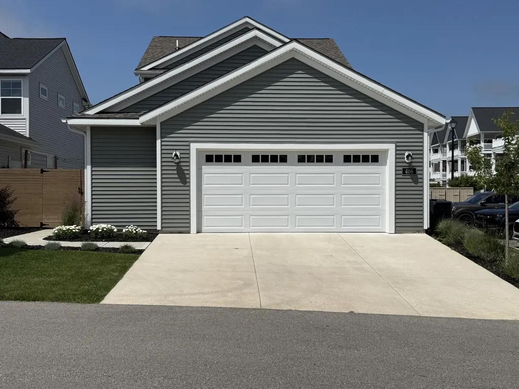 406 W Leland Drive Whitehall City MI 49461