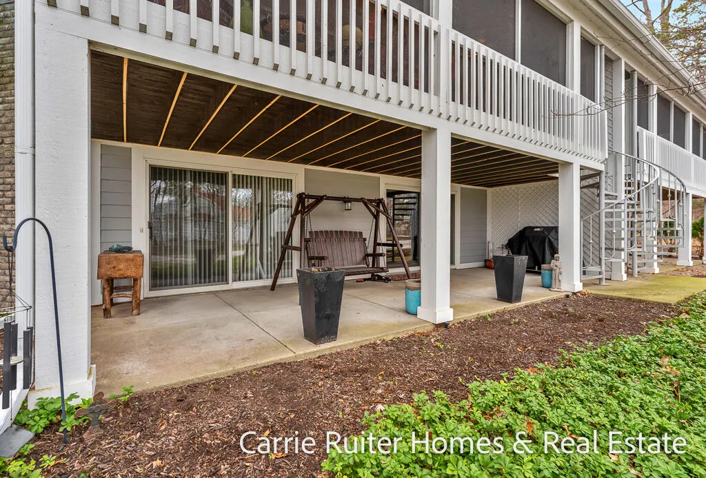 16919 Landing Lane Ferrysburg City MI 49456