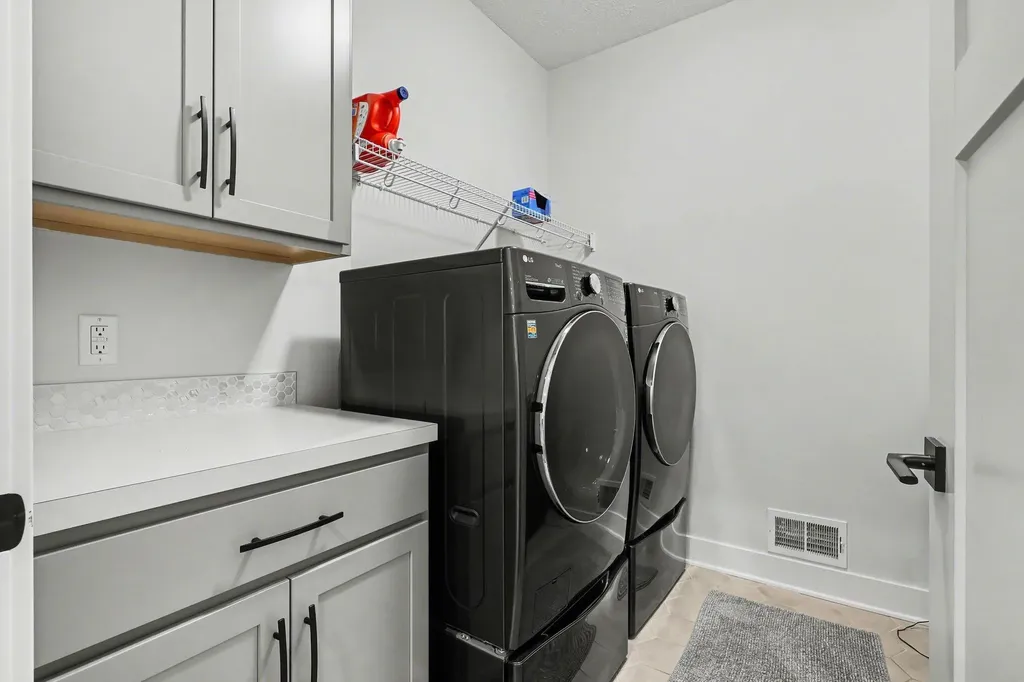 7460 Thistle Street Allendale Charter Township MI 49401