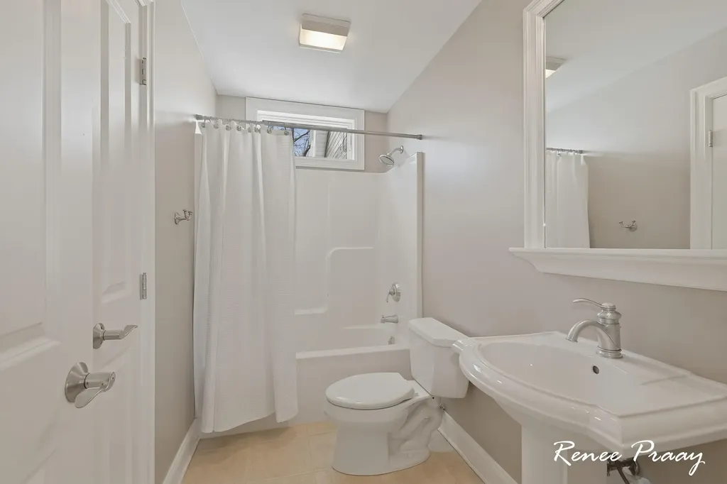 5439 Shawnee Road Pentwater Township MI 49449