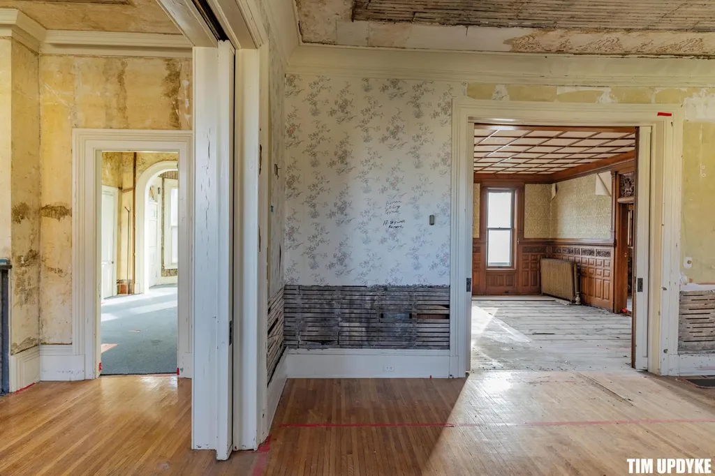 382 W Muskegon Avenue Muskegon City MI 49440