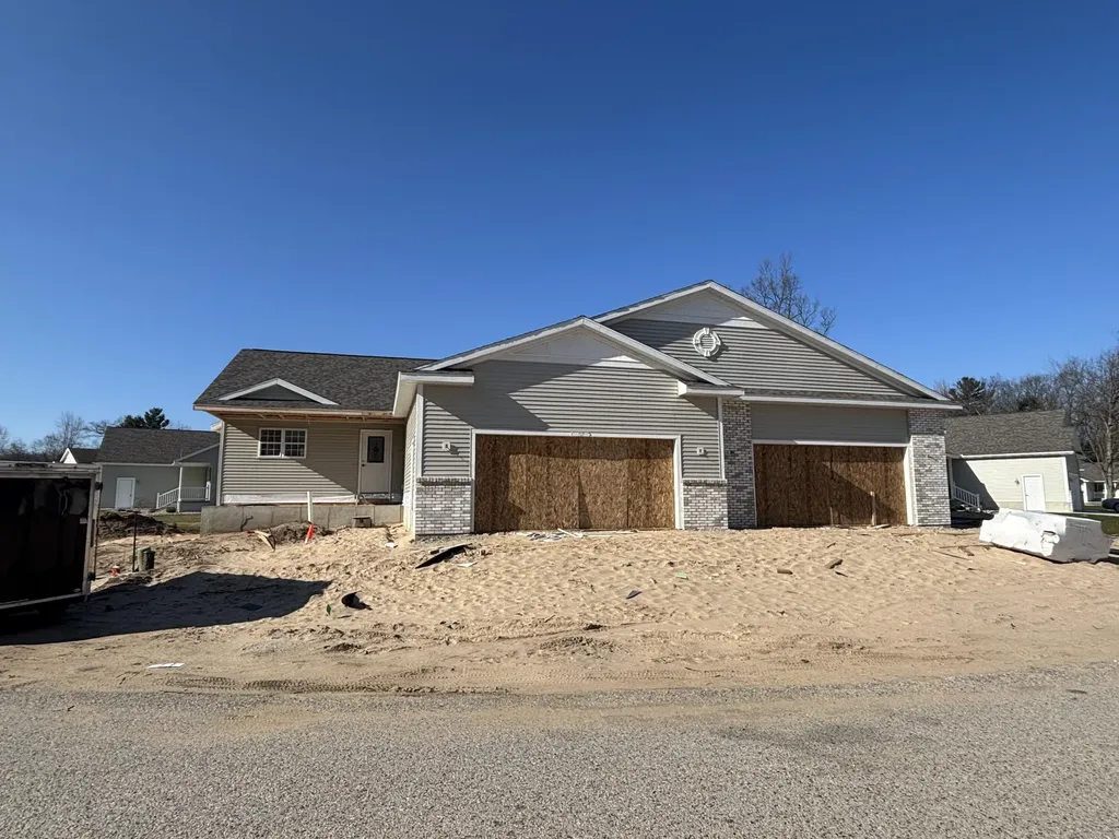 1517 E Addison Way Laketon Township MI 49445