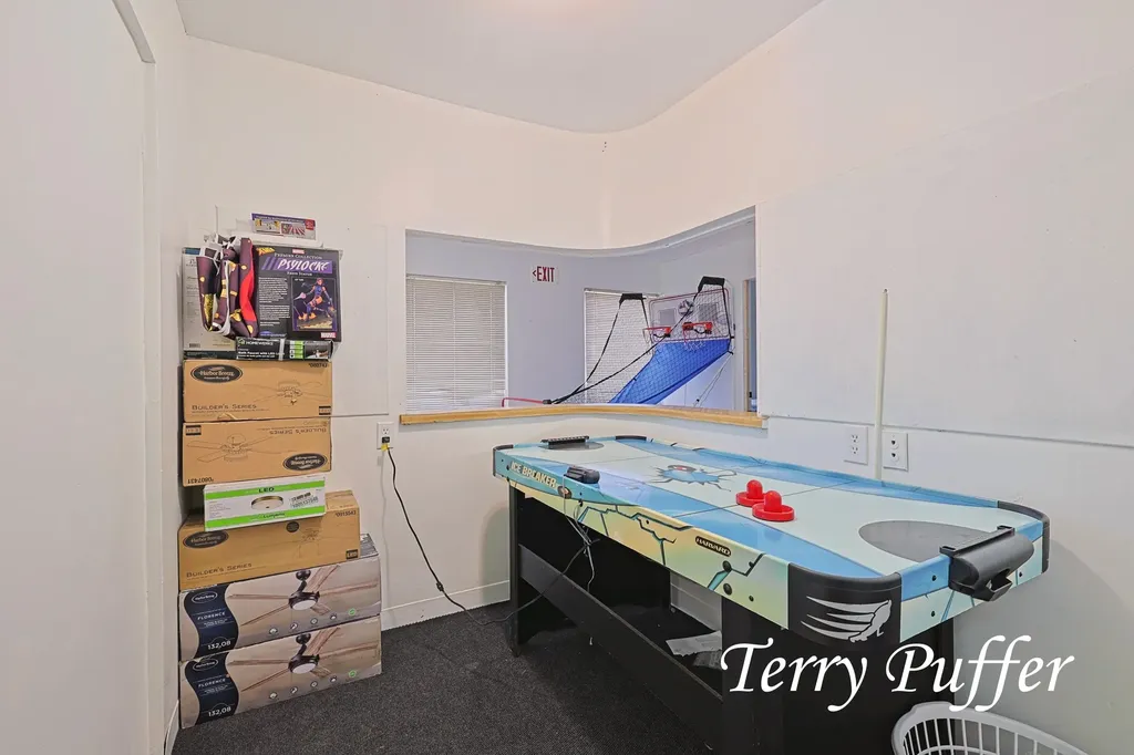 2101 Peck Street Muskegon Heights City MI 49444