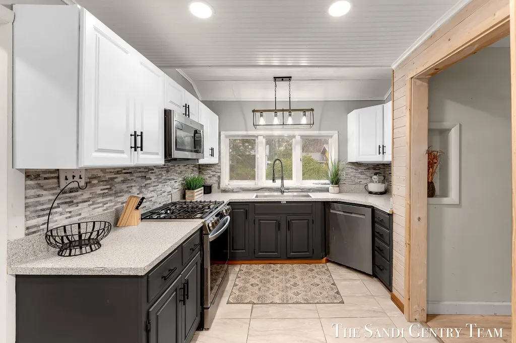 1111 2nd Street Pentwater Village MI 49449