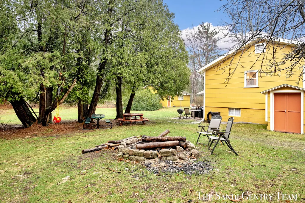 1111 2nd Street Pentwater Village MI 49449