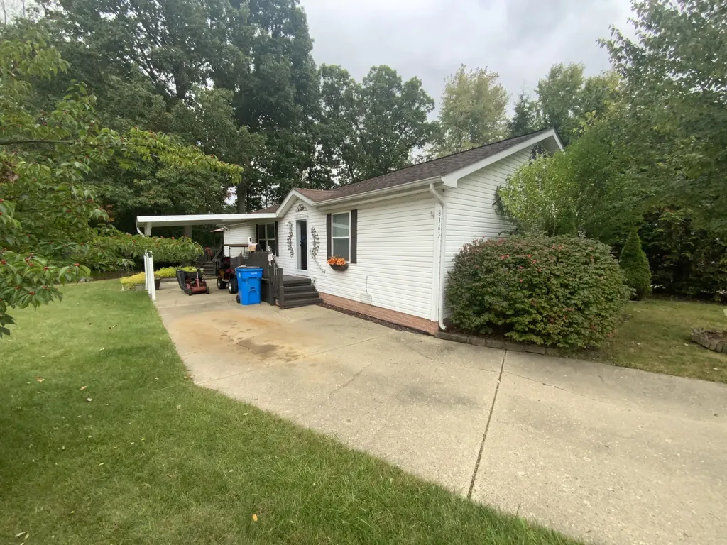 3363 Buckthorn Circle Blackman Charter Township MI 49201