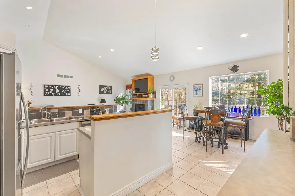 3317 Danglwood Court Fruitport Charter Township MI 49444