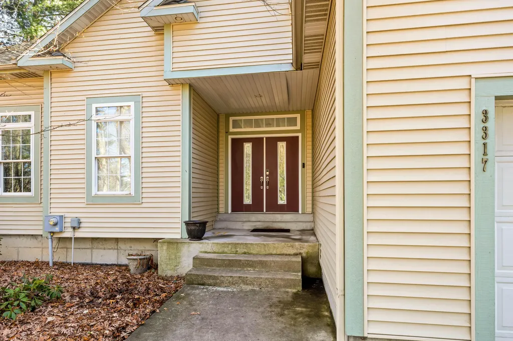 3317 Danglwood Court Fruitport Charter Township MI 49444
