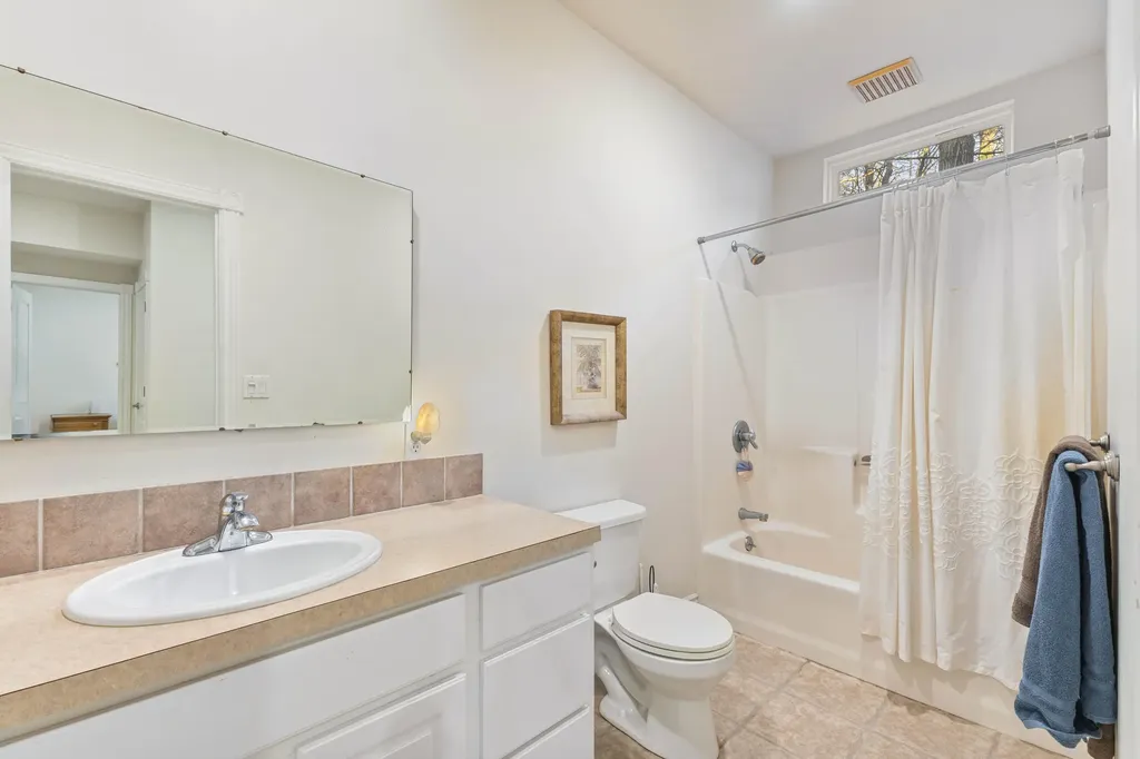3317 Danglwood Court Fruitport Charter Township MI 49444