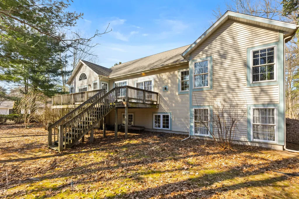 3317 Danglwood Court Fruitport Charter Township MI 49444