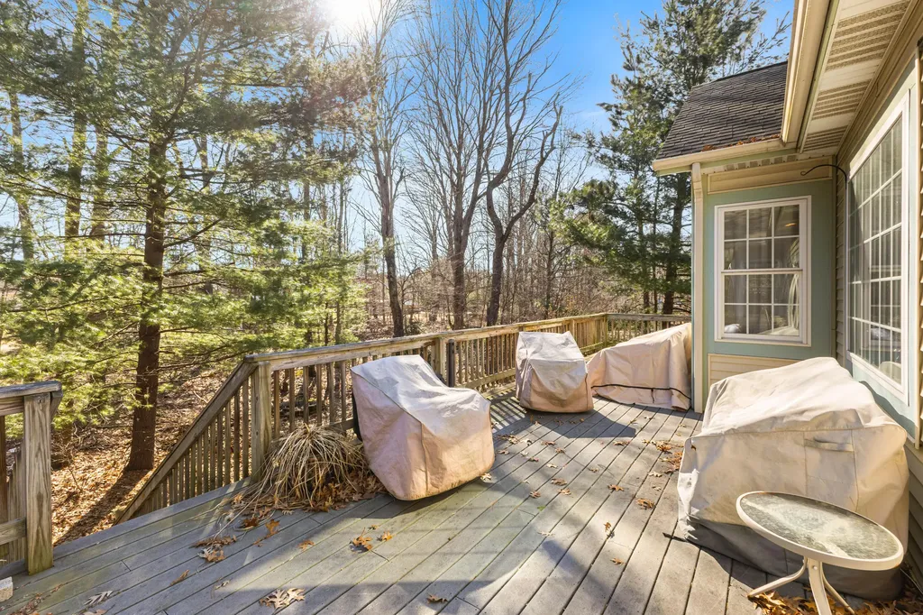 3317 Danglwood Court Fruitport Charter Township MI 49444