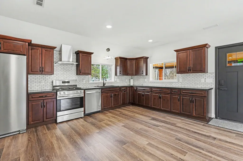 908 Grove Street Lee Township MI 49450
