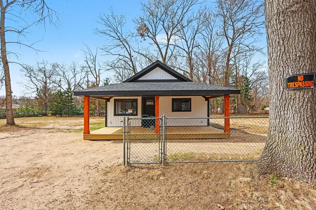 908 Grove Street Lee Township MI 49450