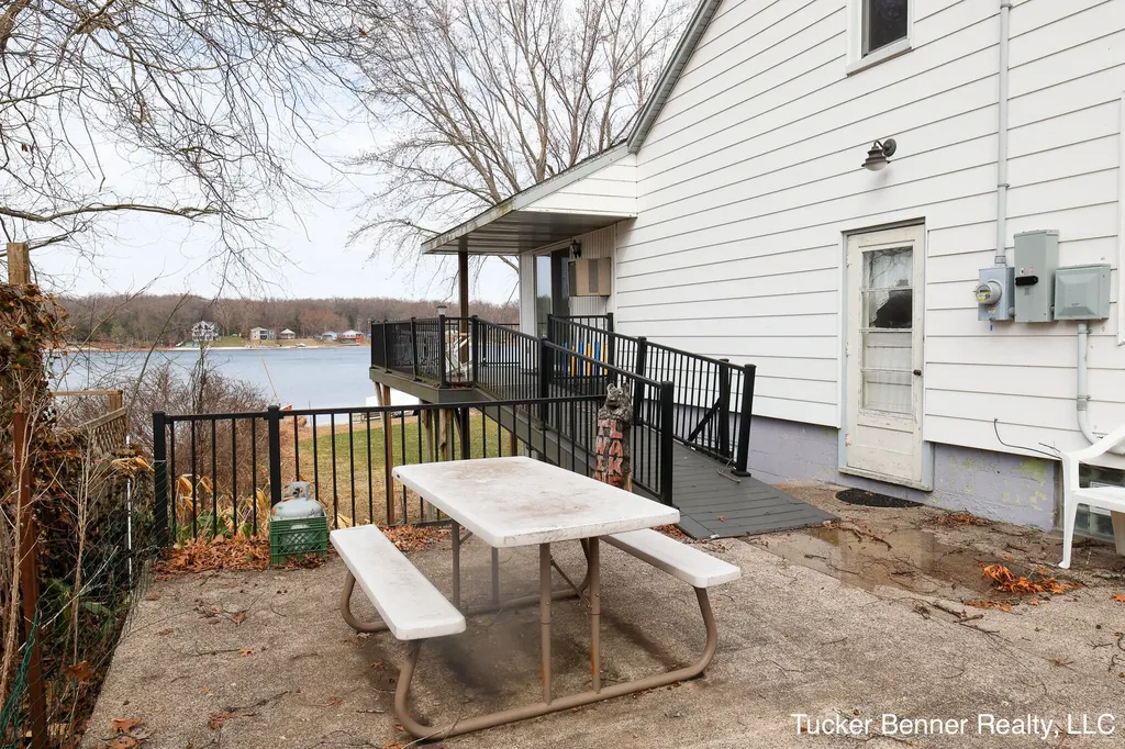 2378 Duff Road Dalton Township MI 49457