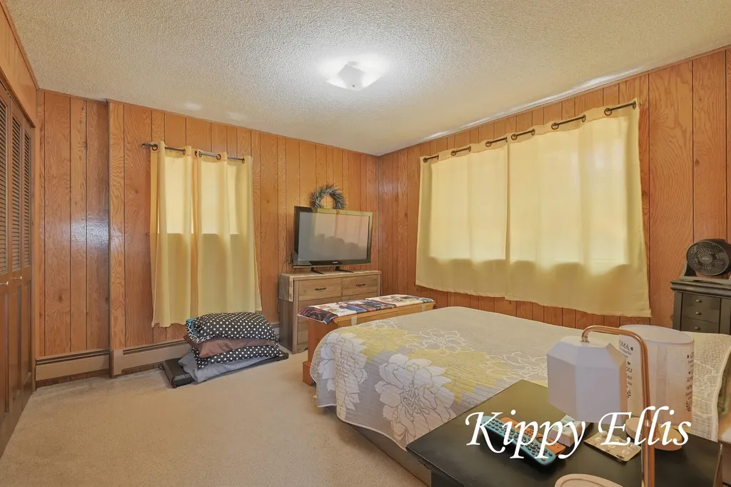 2860 Fenner Road Laketon Township MI 49445
