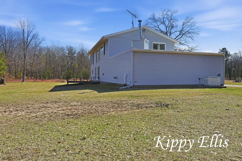 2860 Fenner Road Laketon Township MI 49445