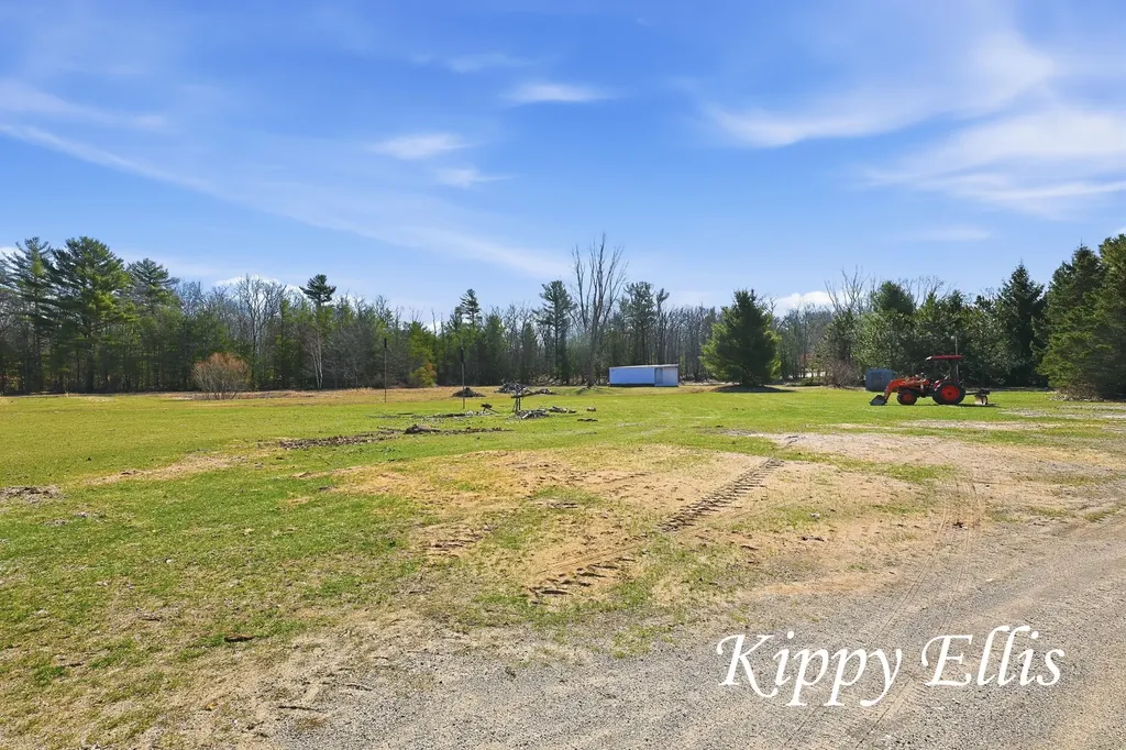2860 Fenner Road Laketon Township MI 49445