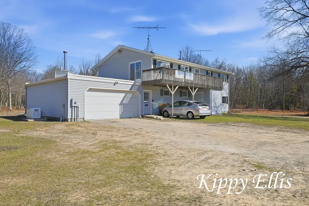 2860 Fenner Road Laketon Township MI 49445