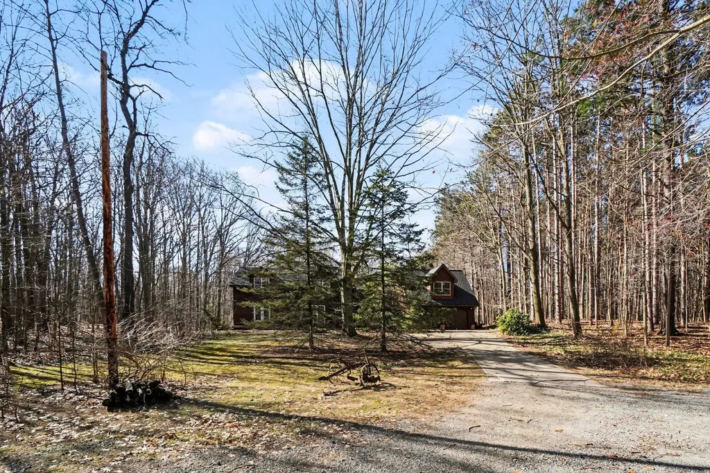 6570 145th Avenue Laketown Township MI 49423