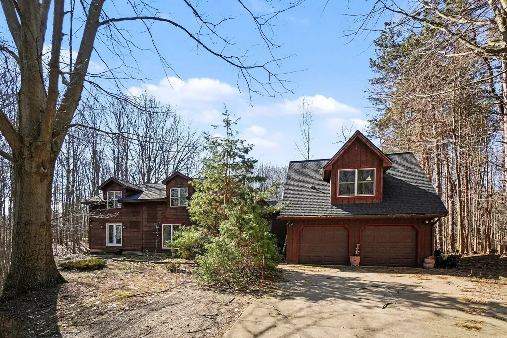 6570 145th Avenue Laketown Township MI 49423