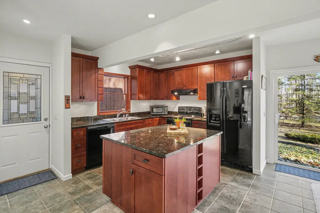 6570 145th Avenue Laketown Township MI 49423