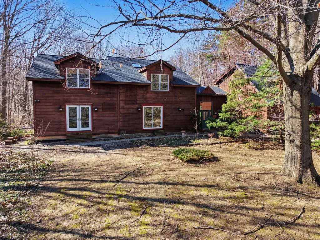 6570 145th Avenue Laketown Township MI 49423