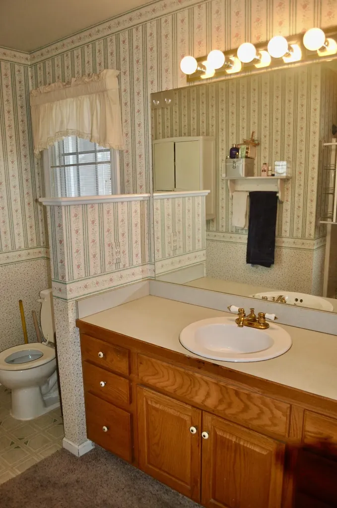 3217 Westbury Court Holland Charter Township MI 49424