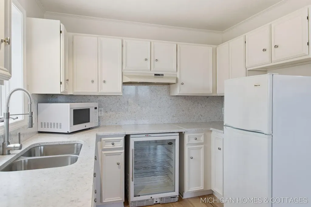 2312 Maksaba Trail Laketown Township MI 49434