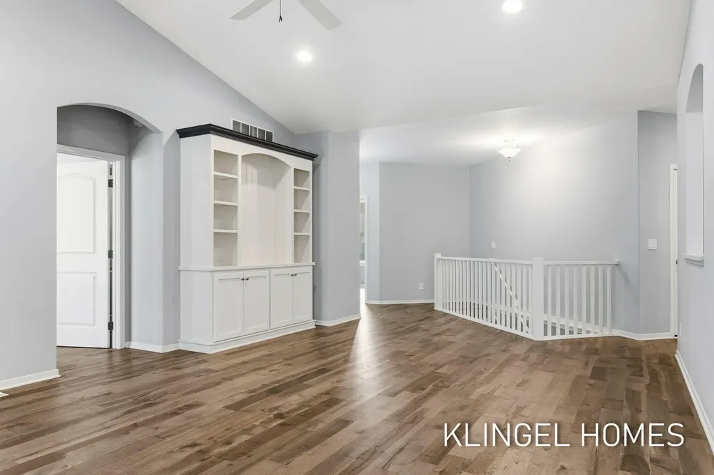 16480 Springvale Court Ferrysburg City MI 49456