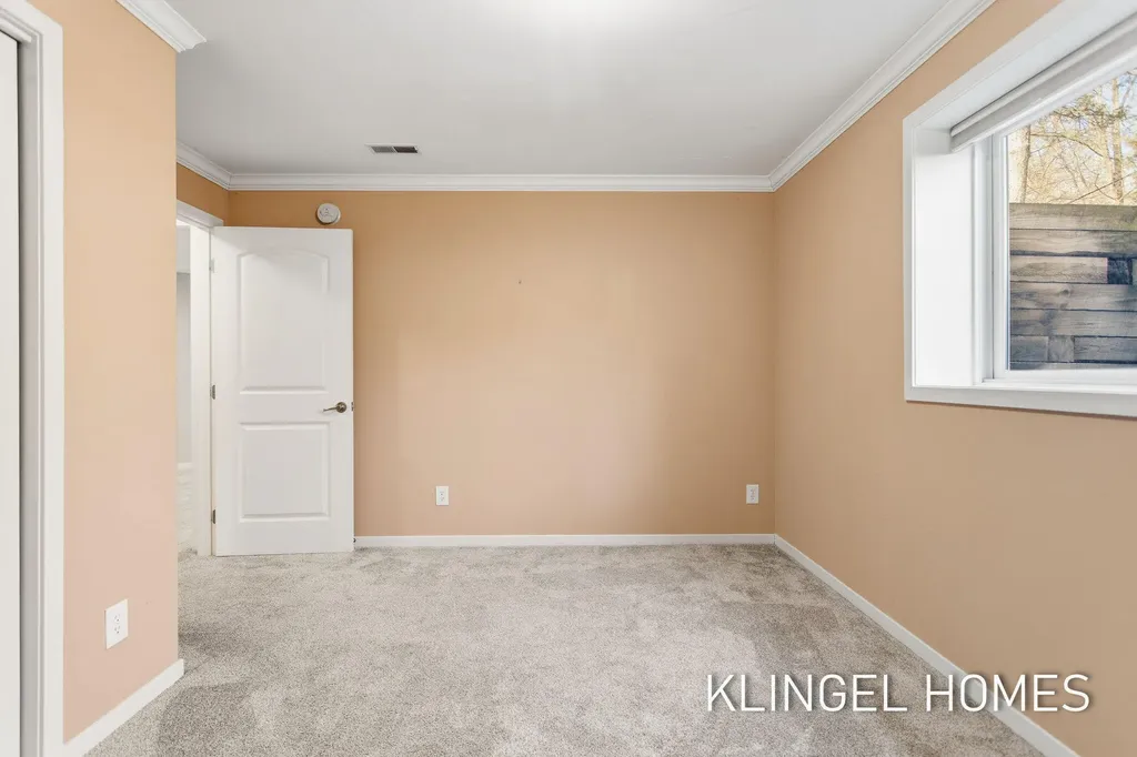 16480 Springvale Court Ferrysburg City MI 49456