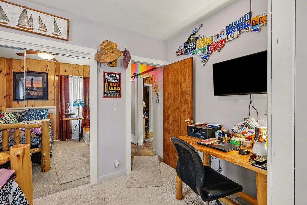 1835 Edgewater Street Muskegon City MI 49441