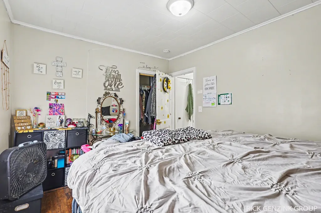 614 W High Street Bangor City MI 49013