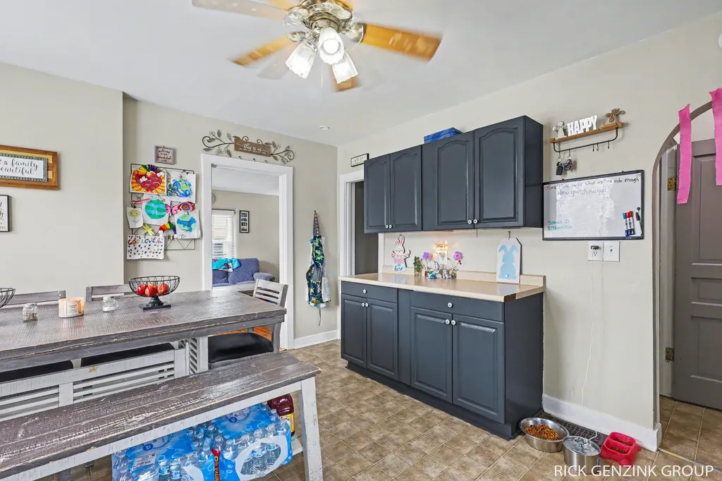 614 W High Street Bangor City MI 49013