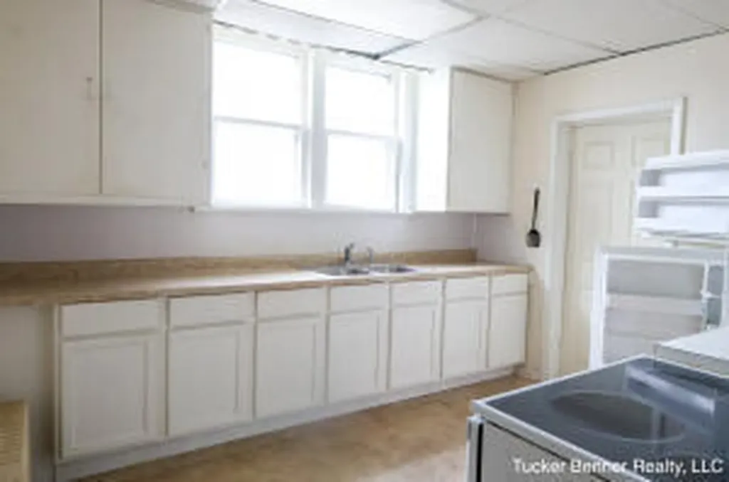 293 N 3rd Avenue Fruitport Village MI 49415