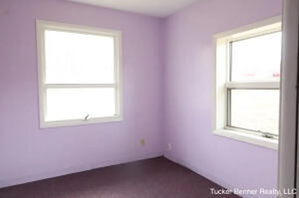 293 N 3rd Avenue Fruitport Village MI 49415