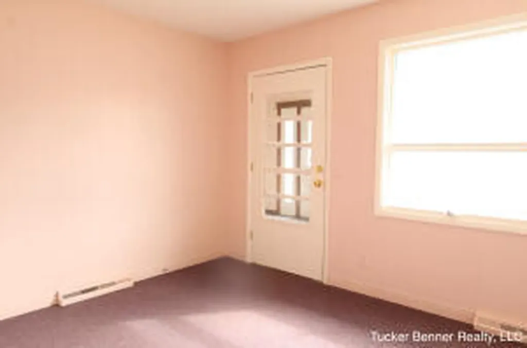 293 N 3rd Avenue Fruitport Village MI 49415