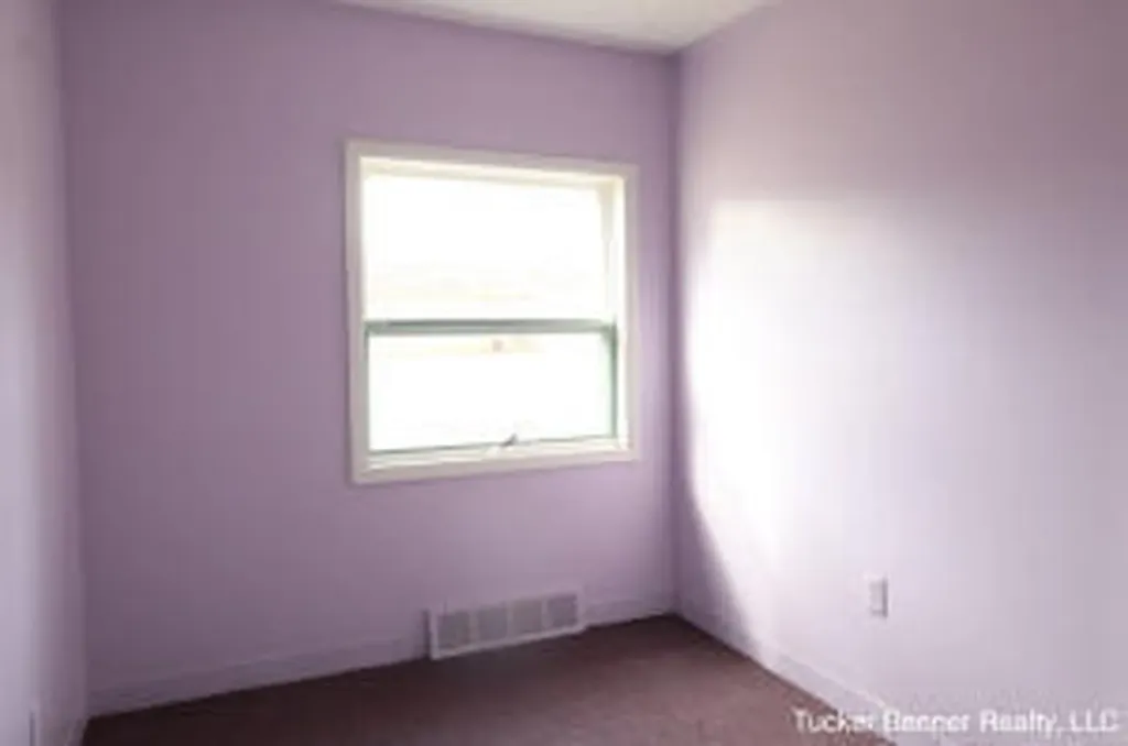293 N 3rd Avenue Fruitport Village MI 49415